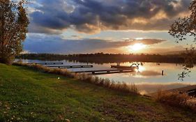 Camping Aux Rives Du Soleil